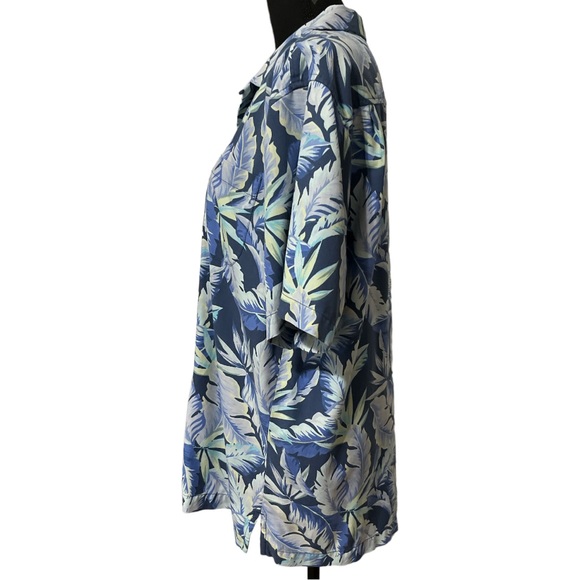 TOMMY BAHAMA Men's floral button down style Size:Medium SLu:TBahama - Picture 3 of 6